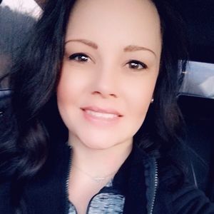 Meet your Posher, Candace